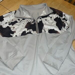 Grey cow print pull over. Size medium